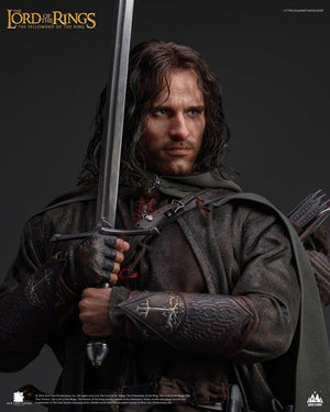 Aragorn Hyperreal Statue