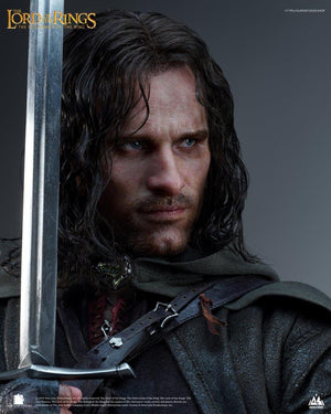 Aragorn Hyperreal Statue