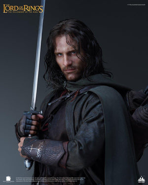 Aragorn Hyperreal Statue