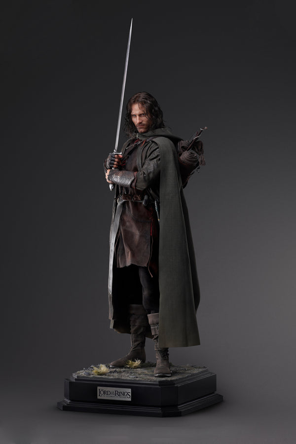 Aragorn Hyperreal Statue